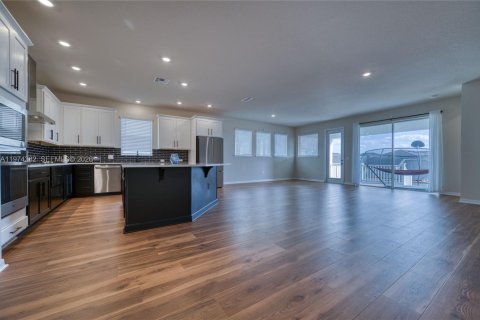 Casa en venta en Clermont, Florida, 4 dormitorios, 189.71 m2 № 2036623 - foto 26