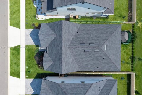 Casa en venta en Clermont, Florida, 4 dormitorios, 189.71 m2 № 2036623 - foto 8