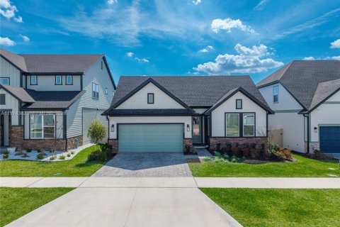 Casa en Clermont, Florida 4 dormitorios, 189.71 m2 № 2036623