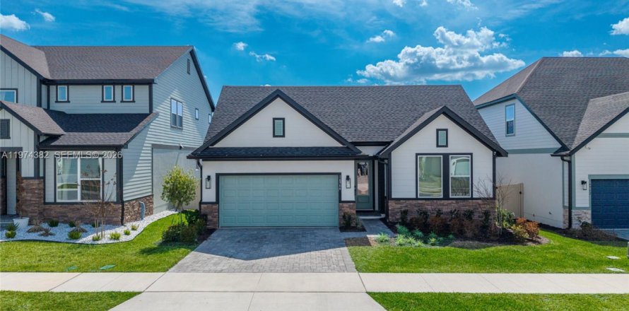 Casa en Clermont, Florida 4 dormitorios, 189.71 m2 № 2036623