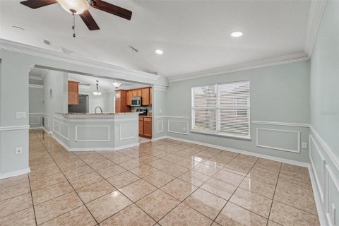 House in Apopka, Florida 3 bedrooms, 174.1 sq.m. № 2224621 - photo 11