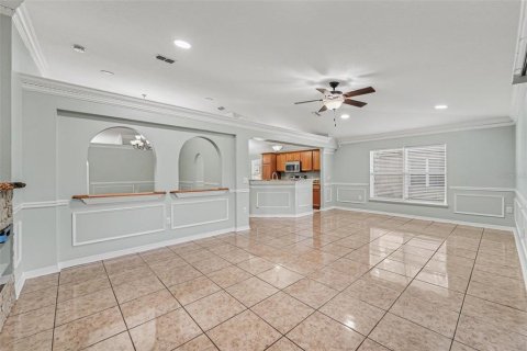 House in Apopka, Florida 3 bedrooms, 174.1 sq.m. № 2224621 - photo 9