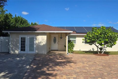 Villa ou maison à Largo, Floride 4 chambres, 113.25 m2 № 2425684
