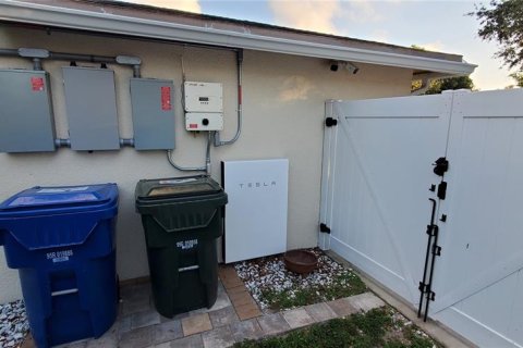 Villa ou maison à vendre à Largo, Floride: 4 chambres, 113.25 m2 № 2425684 - photo 12
