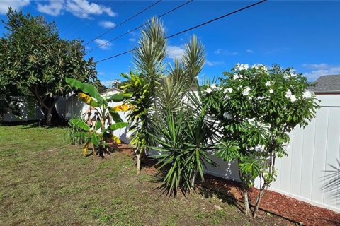 Villa ou maison à vendre à Largo, Floride: 4 chambres, 113.25 m2 № 2425684 - photo 21
