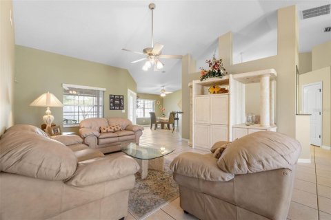 Villa ou maison à vendre à Palm Coast, Floride: 3 chambres, 196.21 m2 № 2427010 - photo 17