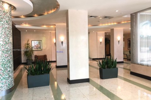 Condominio en alquiler en Hollywood, Florida, 1 dormitorio, 81.2 m2 № 1992813 - foto 26