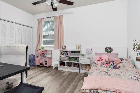 Купить таунхаус в Уэстон, Флорида 2 спальни, 90.02м2, № 2066189 - фото 21