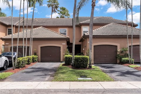 Таунхаус в Уэстон, Флорида 2 спальни, 90.02м2 № 2066189