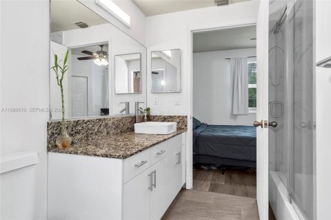 Купить таунхаус в Уэстон, Флорида 2 спальни, 90.02м2, № 2066189 - фото 22