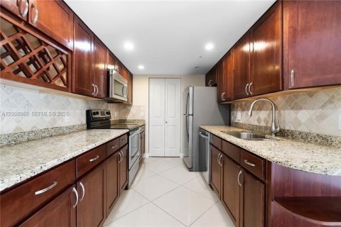 Condo à West Palm Beach, Floride, 3 chambres  № 2091117