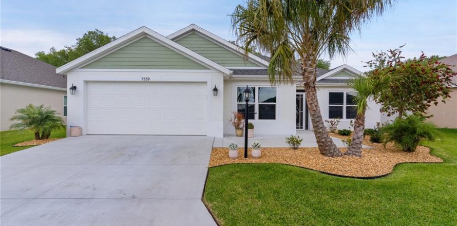 House in The Villages, Florida 3 bedrooms, 146.6 sq.m. № 1592530