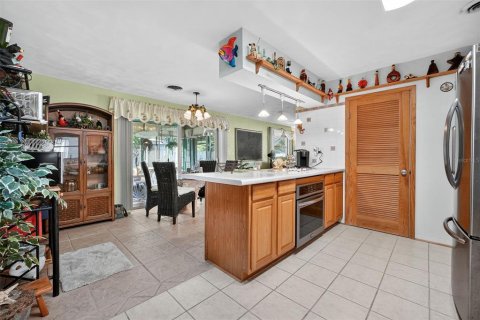 House in Daytona Beach, Florida 3 bedrooms, 127.46 sq.m. № 1914408 - photo 10