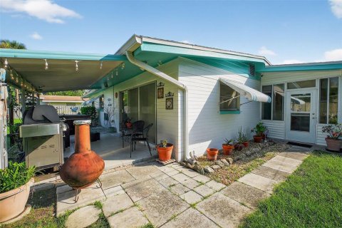 House in Daytona Beach, Florida 3 bedrooms, 127.46 sq.m. № 1914408 - photo 28