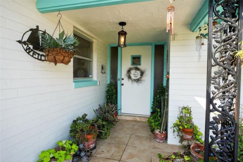 House in Daytona Beach, Florida 3 bedrooms, 127.46 sq.m. № 1914408 - photo 3