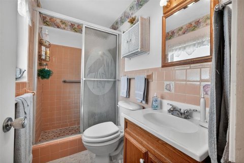 House in Daytona Beach, Florida 3 bedrooms, 127.46 sq.m. № 1914408 - photo 19