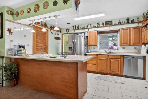 House in Daytona Beach, Florida 3 bedrooms, 127.46 sq.m. № 1914408 - photo 11