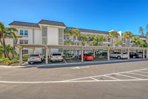 Copropriété à vendre à Longboat Key, Floride: 2 chambres, 127.83 m2 № 2405381 - photo 2