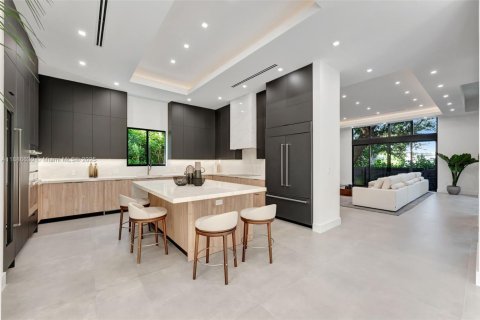 Casa en venta en Biscayne Park, Florida, 4 dormitorios № 1933654 - foto 13