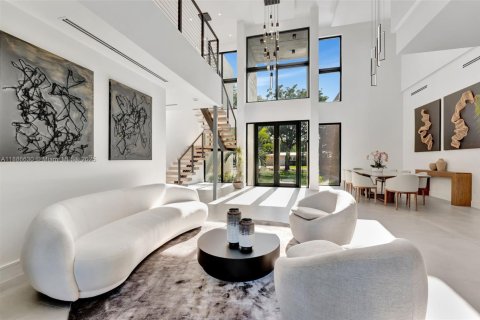 Casa en venta en Biscayne Park, Florida, 4 dormitorios № 1933654 - foto 9