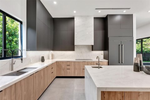 Casa en venta en Biscayne Park, Florida, 4 dormitorios № 1933654 - foto 18