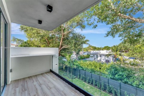 Casa en venta en Biscayne Park, Florida, 4 dormitorios № 1933654 - foto 29