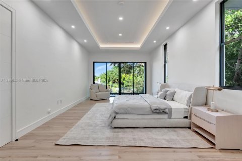 Casa en venta en Biscayne Park, Florida, 4 dormitorios № 1933654 - foto 27