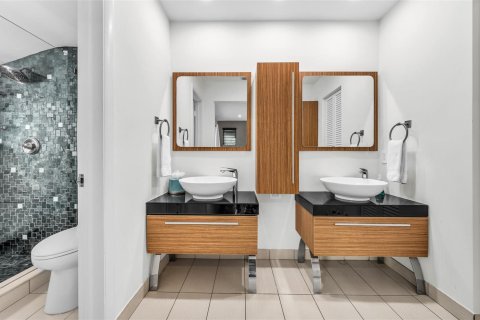 Villa ou maison à louer à Fort Lauderdale, Floride: 5 chambres, 353.96 m2 № 2179996 - photo 30