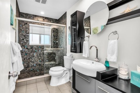 Villa ou maison à louer à Fort Lauderdale, Floride: 5 chambres, 353.96 m2 № 2179996 - photo 22