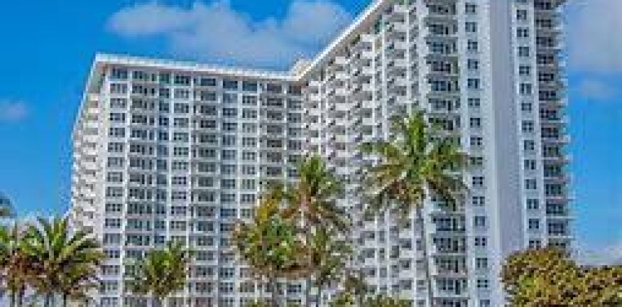 Condo à Pompano Beach, Floride, 1 chambre  № 2374173