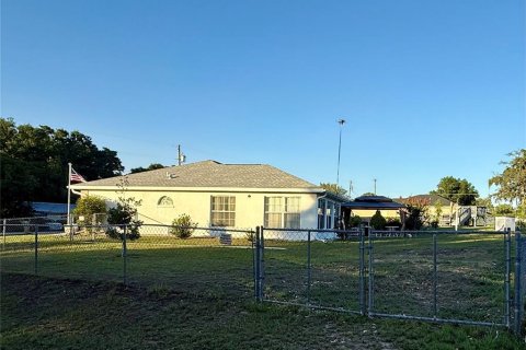 House in Summerfield, Florida 3 bedrooms, 156.82 sq.m. № 1762321 - photo 7