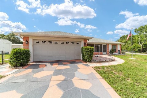 House in Summerfield, Florida 3 bedrooms, 156.82 sq.m. № 1762321 - photo 21