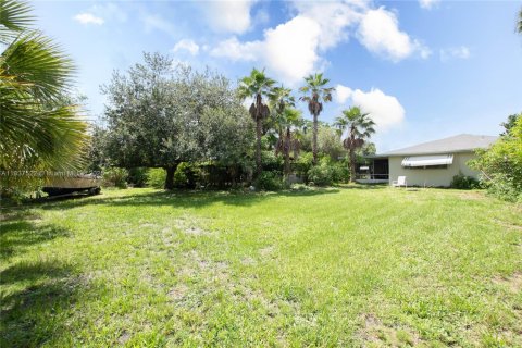 Casa en venta en Fort Myers, Florida, 3 dormitorios № 1823550 - foto 19