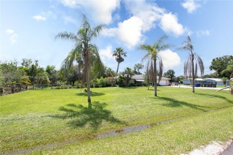 Casa en venta en Fort Myers, Florida, 3 dormitorios № 1823550 - foto 21