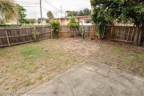 Villa ou maison à vendre à Saint Petersburg, Floride: 3 chambres, 154.4 m2 № 2399493 - photo 7