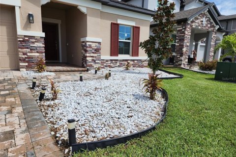 Villa ou maison à vendre à Wesley Chapel, Floride: 4 chambres, 205.13 m2 № 2362481 - photo 4