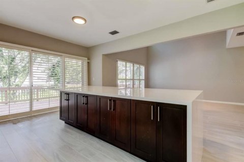 Adosado en venta en Tampa, Florida, 3 dormitorios, 203.08 m2 № 1829867 - foto 11