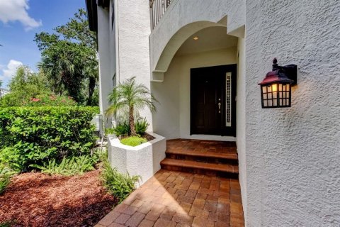 Adosado en venta en Tampa, Florida, 3 dormitorios, 203.08 m2 № 1829867 - foto 3