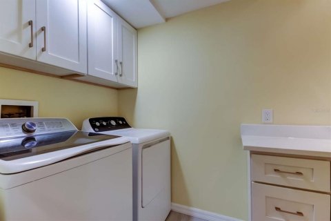 Adosado en venta en Tampa, Florida, 3 dormitorios, 203.08 m2 № 1829867 - foto 19