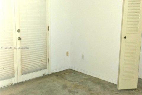 Купить виллу или дом в Майами-Лейкс, Флорида 3 спальни, 157.47м2, № 2043386 - фото 14