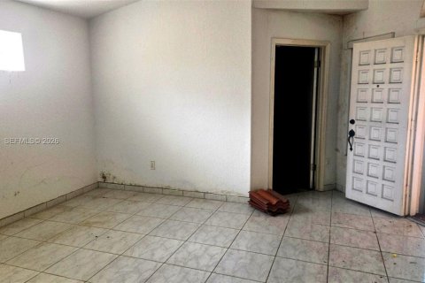 Купить виллу или дом в Майами-Лейкс, Флорида 3 спальни, 157.47м2, № 2043386 - фото 5