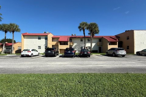 Copropriété à vendre à West Palm Beach, Floride: 2 chambres, 82.5 m2 № 2190709 - photo 21