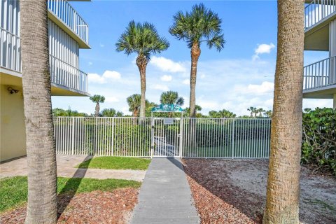 Condominio en alquiler en Cape Canaveral, Florida, 3 dormitorios, 168.8 m2 № 2103856 - foto 3