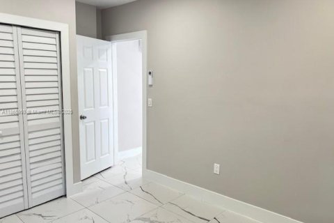 Apartment in Miami, Florida 2 bedrooms, 218.69 sq.m. № 2012573 - photo 16