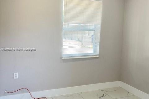 Apartment in Miami, Florida 2 bedrooms, 218.69 sq.m. № 2012573 - photo 22