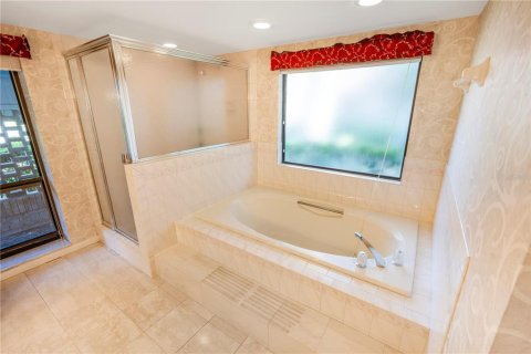 Casa en venta en Tampa, Florida, 4 dormitorios, 248.98 m2 № 1608962 - foto 19