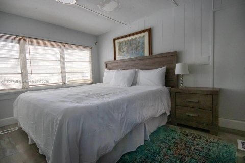 Apartment in Key Largo, Florida 3 bedrooms, 88.81 sq.m. № 1748564 - photo 8