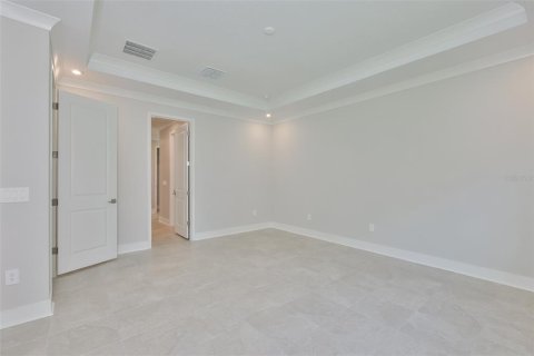 House in Parrish, Florida 4 bedrooms, 283.91 sq.m. № 2157659 - photo 28