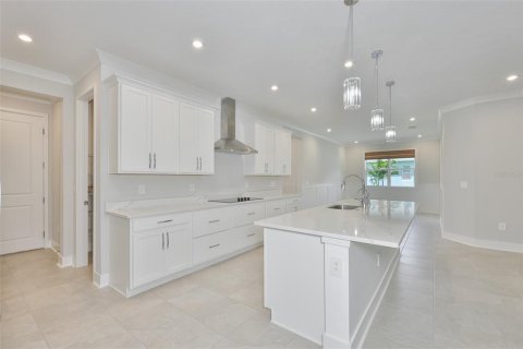 House in Parrish, Florida 4 bedrooms, 283.91 sq.m. № 2157659 - photo 14