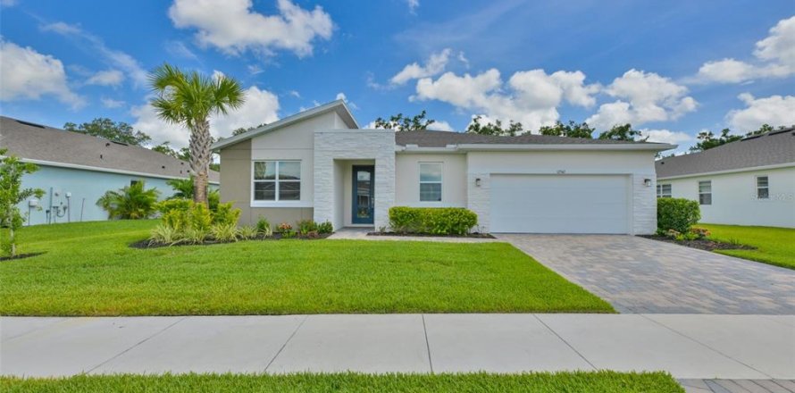 House in Parrish, Florida 4 bedrooms, 283.91 sq.m. № 2157659